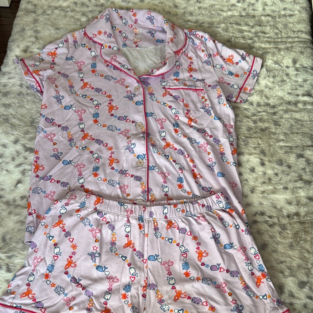 Roller Rabbit icon wave Print Pajama Set